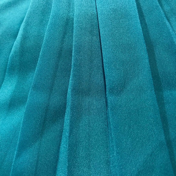 NWOT French Connection Pleated Top - Picture 3 of 7